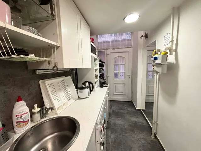 Eladó lakás Budapest VI. kerület, Izabella utca 30 nm