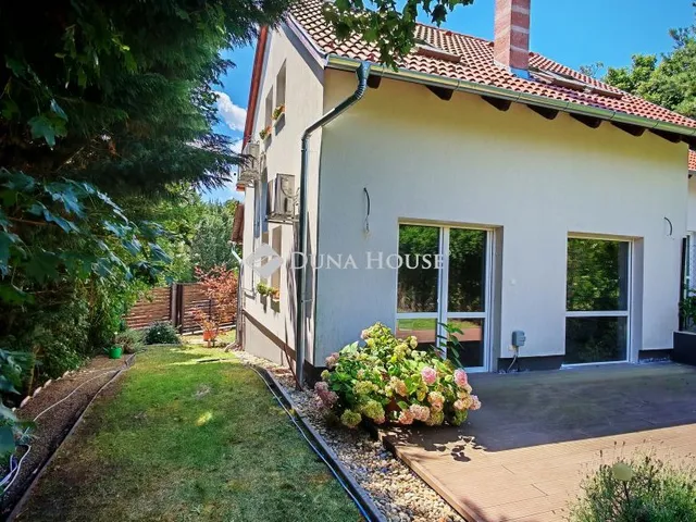 Eladó ház Szentendre, Dongó utca 66 nm