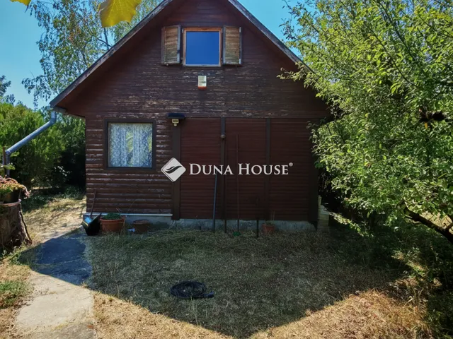 Eladó telek Budakalász 944 nm