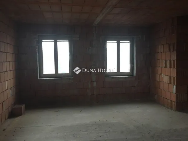 Eladó ház Budapest XX. kerület, Kakastó utca 260 nm