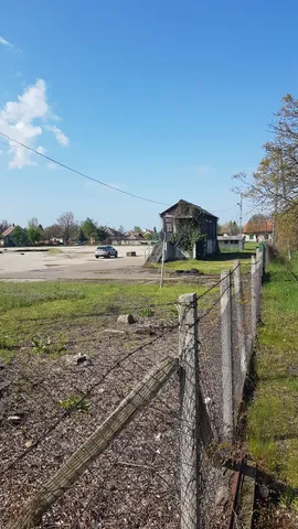 Kiadó kereskedelmi és ipari ingatlan Szentes 30 nm