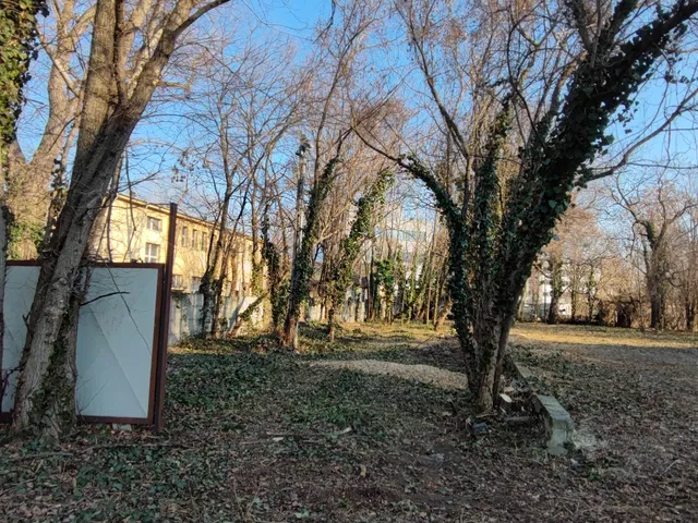Eladó kereskedelmi és ipari ingatlan Budapest III. kerület, Óbuda 1207 nm