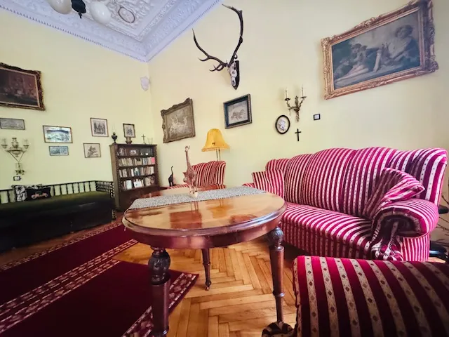 Eladó lakás Budapest VI. kerület 157 nm