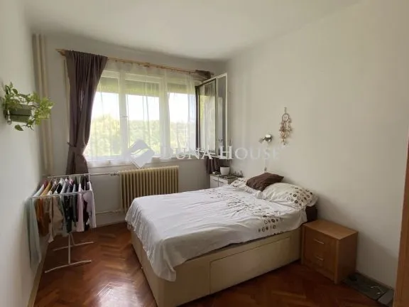 Eladó ház Pécs, Bródy Sándor utca 195 nm