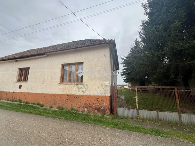 Eladó ház Véménd 173 nm