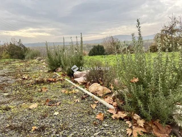 Eladó telek Hosszúhetény 4939 nm