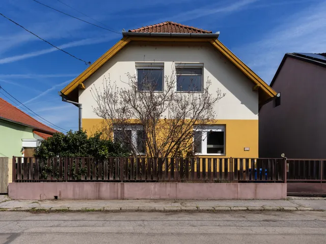 Eladó ház Pécs 174 nm