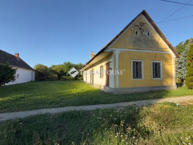 Eladó ház Márok 70 nm