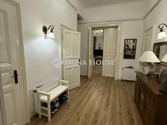 Eladó lakás Budapest XIII. kerület, Váci út 107 nm