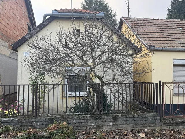 Eladó ház Pécs 30 nm