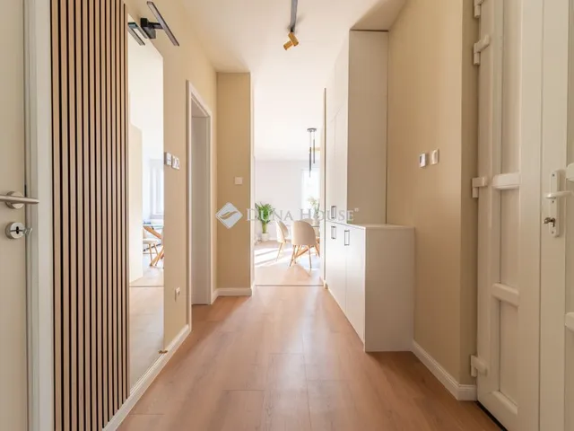 Eladó lakás Budapest II. kerület 71 nm