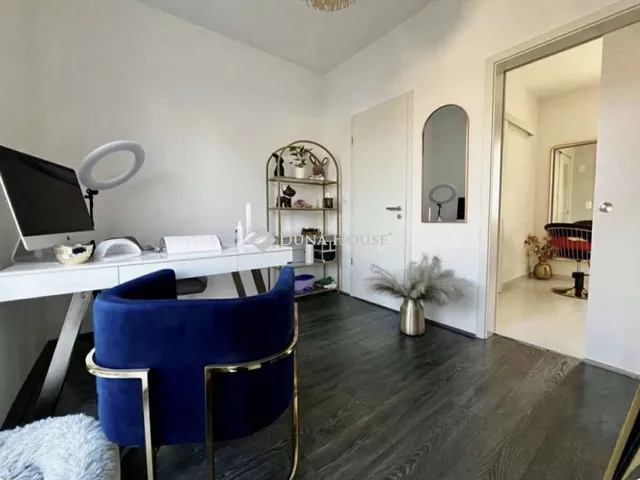 Eladó lakás Pécs, Szigeti út 30 nm