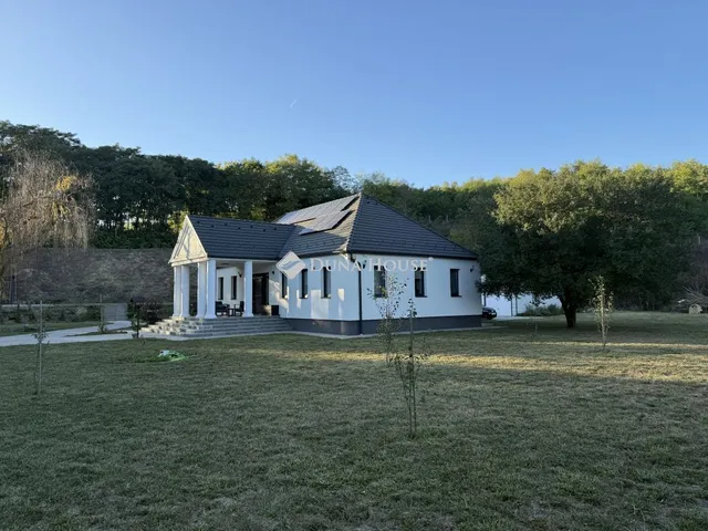 Eladó ház Szellő 124 nm