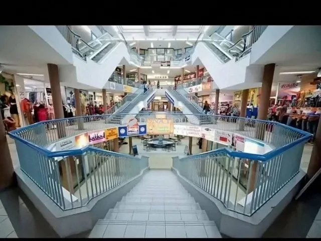 Eladó kereskedelmi és ipari ingatlan Pécs, Bajcsy-Zsilinszky utca 34 nm