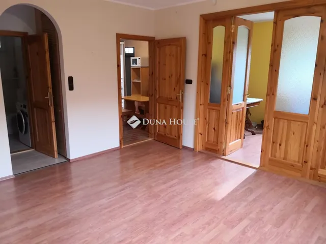 Eladó ház Nagykozár 100 nm