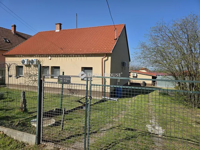 Eladó ház Túrony, Kossuth Lajos utca 81 nm