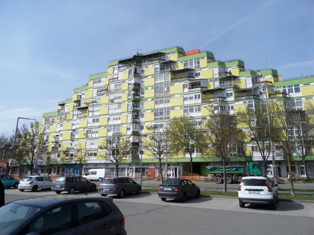 Eladó lakás Komló 52 nm