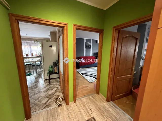 Eladó lakás Pécs, Megyeri út 85 nm