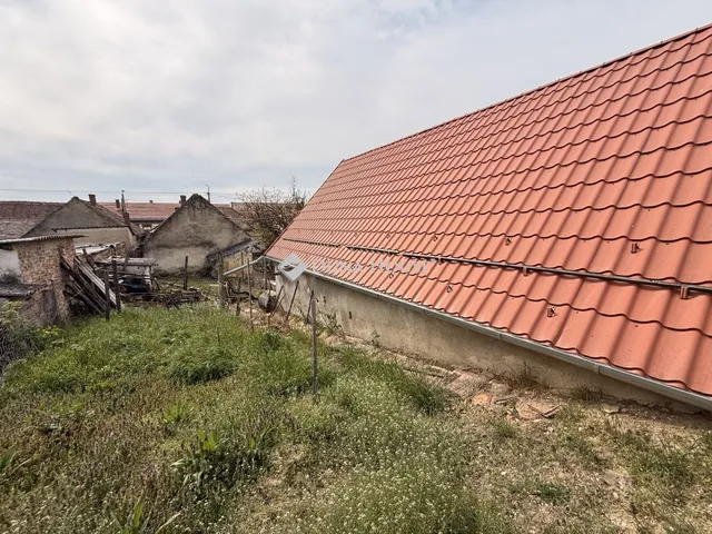 Eladó ház Pécs 120 nm