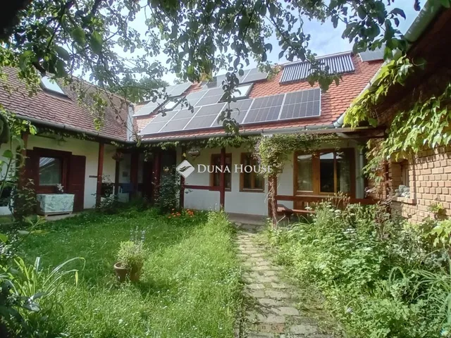 Eladó ház Hosszúhetény 285 nm