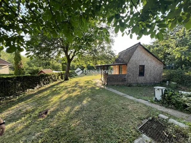 Eladó telek Pécs 938 nm