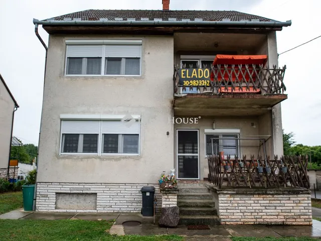 Eladó ház Siklós 200 nm