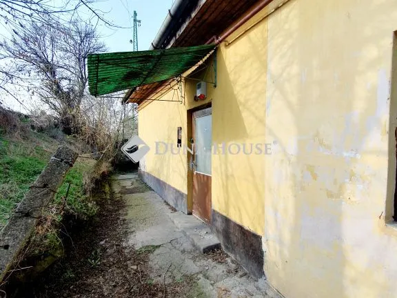 Eladó lakás Szob 45 nm
