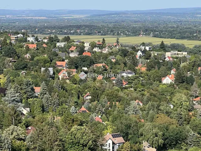 Eladó telek Szentendre 740 nm