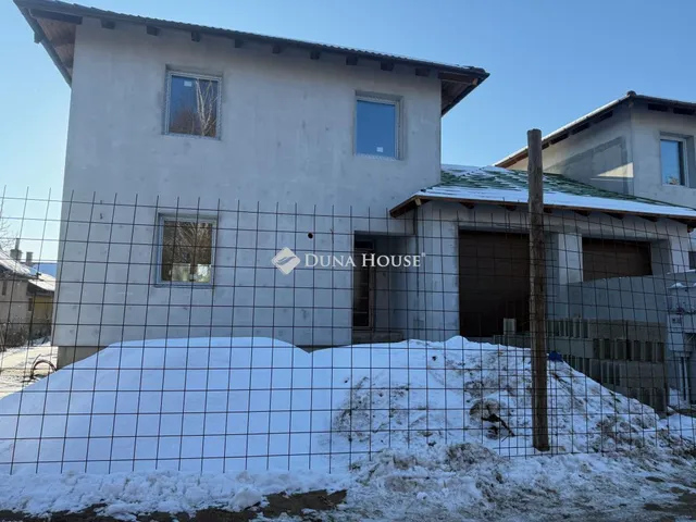 Eladó ház Őrbottyán 112 nm