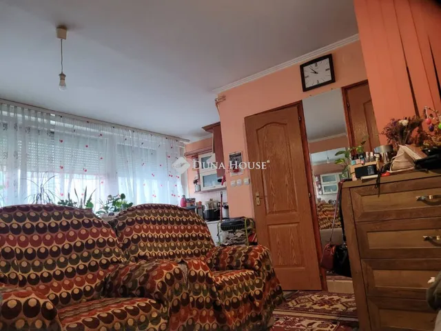 Eladó lakás Budapest IV. kerület, Munkásotthon utca 37 nm