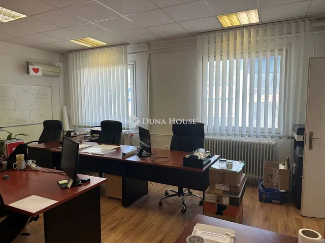 Kiadó kereskedelmi és ipari ingatlan Budapest IV. kerület 50 nm