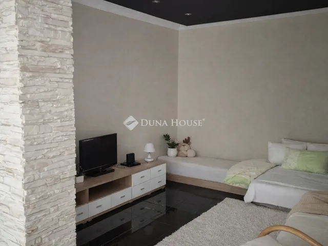 Eladó ház Budapest IV. kerület 204 nm