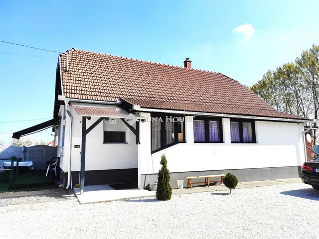 Eladó ház Jászfényszaru 156 nm