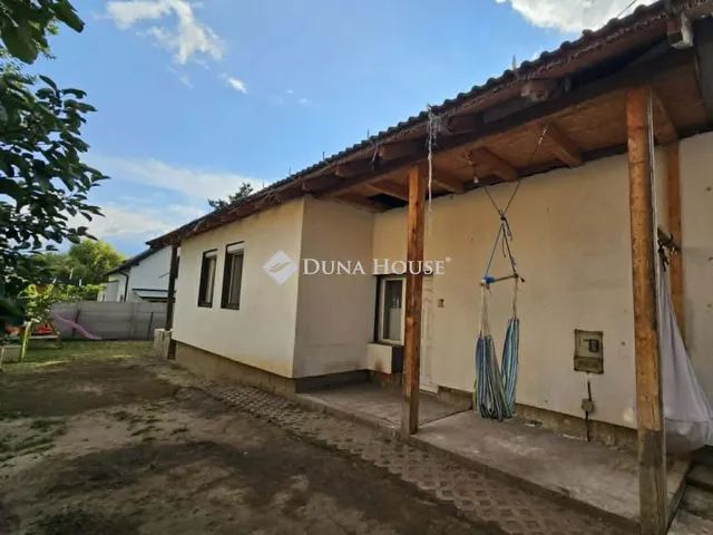 Eladó ház Veresegyház, Szegfű utca 58 nm