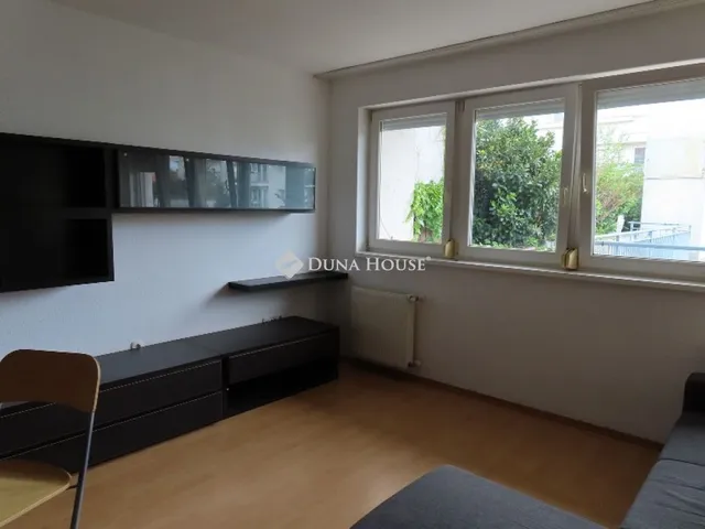 Eladó lakás Budapest VII. kerület, Garay tér 35 nm