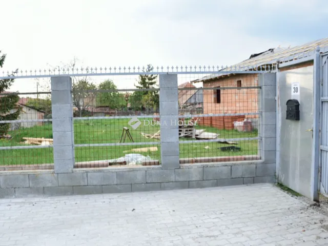 Eladó telek Gyöngyös, Csobánka utca 442 nm
