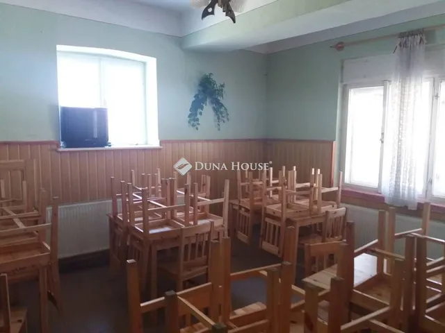 Eladó ház Parád 383 nm