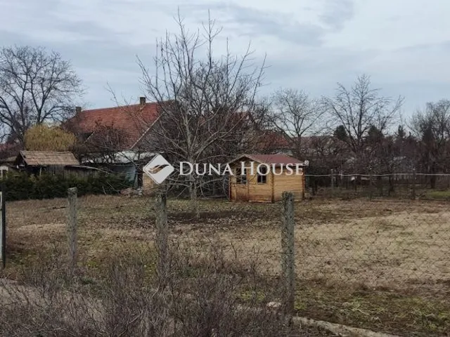Eladó telek Hort 703 nm