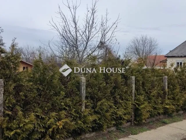 Eladó telek Hort 703 nm