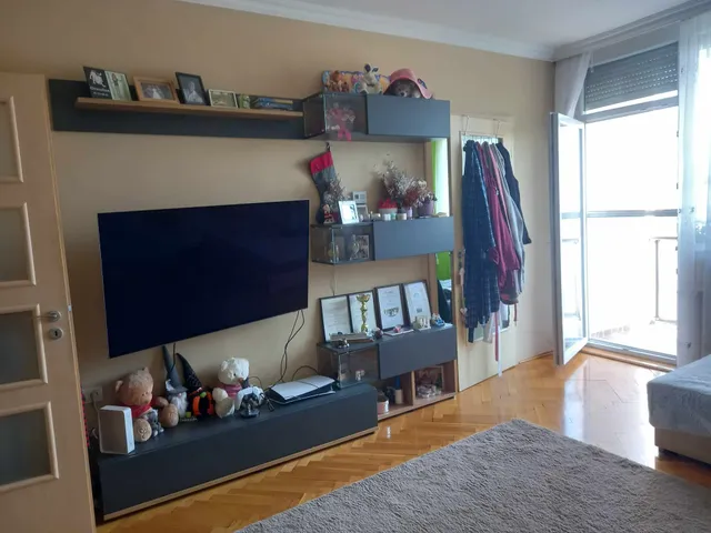 Eladó lakás Gyöngyös 57 nm