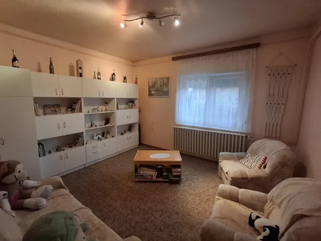 Eladó ház Szűcsi 102 nm