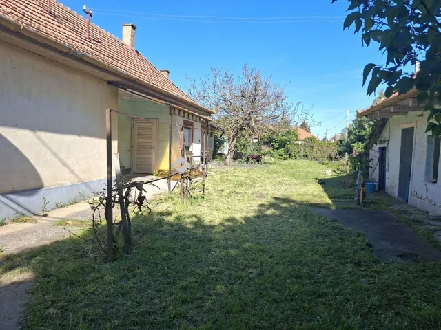 Eladó ház Gyöngyöshalász 90 nm