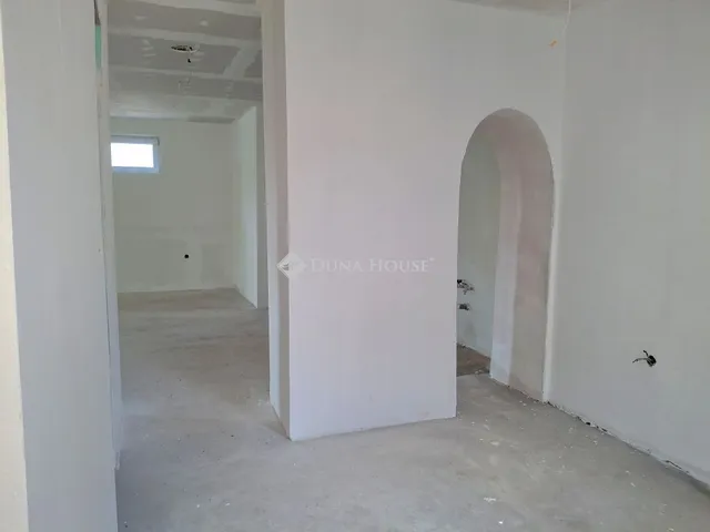 Eladó ház Gyöngyössolymos 114 nm