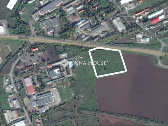 Eladó kereskedelmi és ipari ingatlan Gyöngyös 20093 nm
