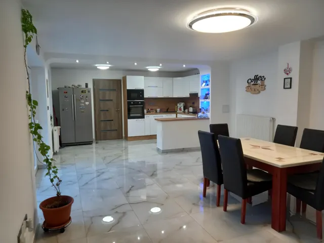 Eladó ház Gyöngyössolymos 160 nm