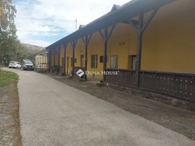 Eladó kereskedelmi és ipari ingatlan Gyöngyös 2919 nm