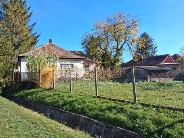 Eladó ház Tarnazsadány, Kossuth Lajos út 83 nm