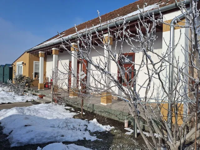 Eladó ház Adács 70 nm