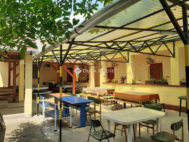 Eladó ház Rózsaszentmárton 160 nm