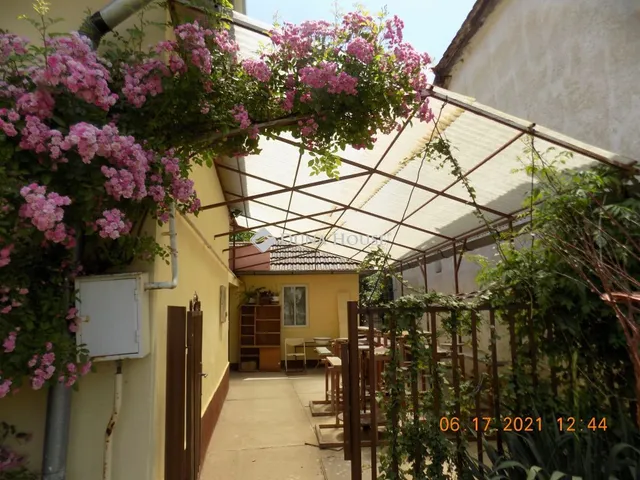 Eladó ház Rózsaszentmárton 160 nm